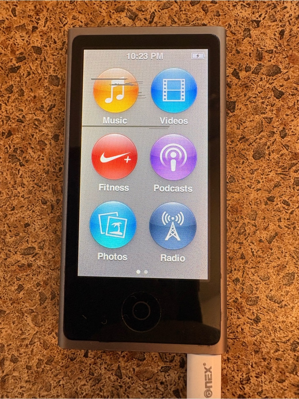 Apple iPod Nano 7th Generation 14 GB in Space Gray. No cord.